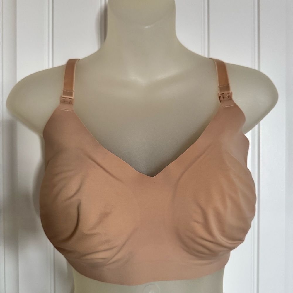 Knix leek proof nursing bra size 6+ Seamless Tan